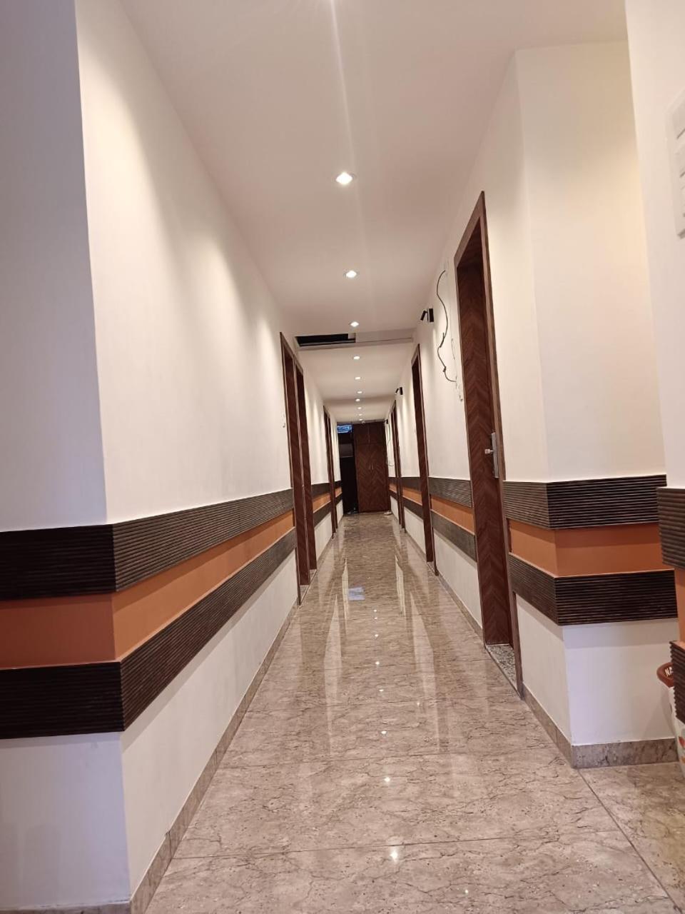 Hotel Metro Inn Mumbai Exterior foto